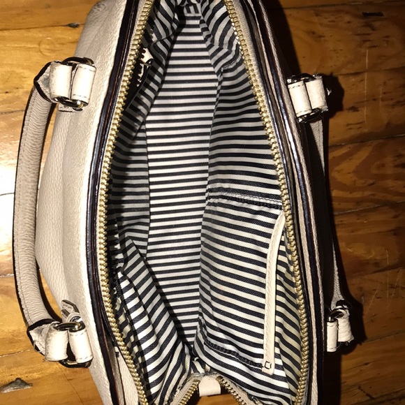 Kate Spade purse 👜 - Picture 6 of 16